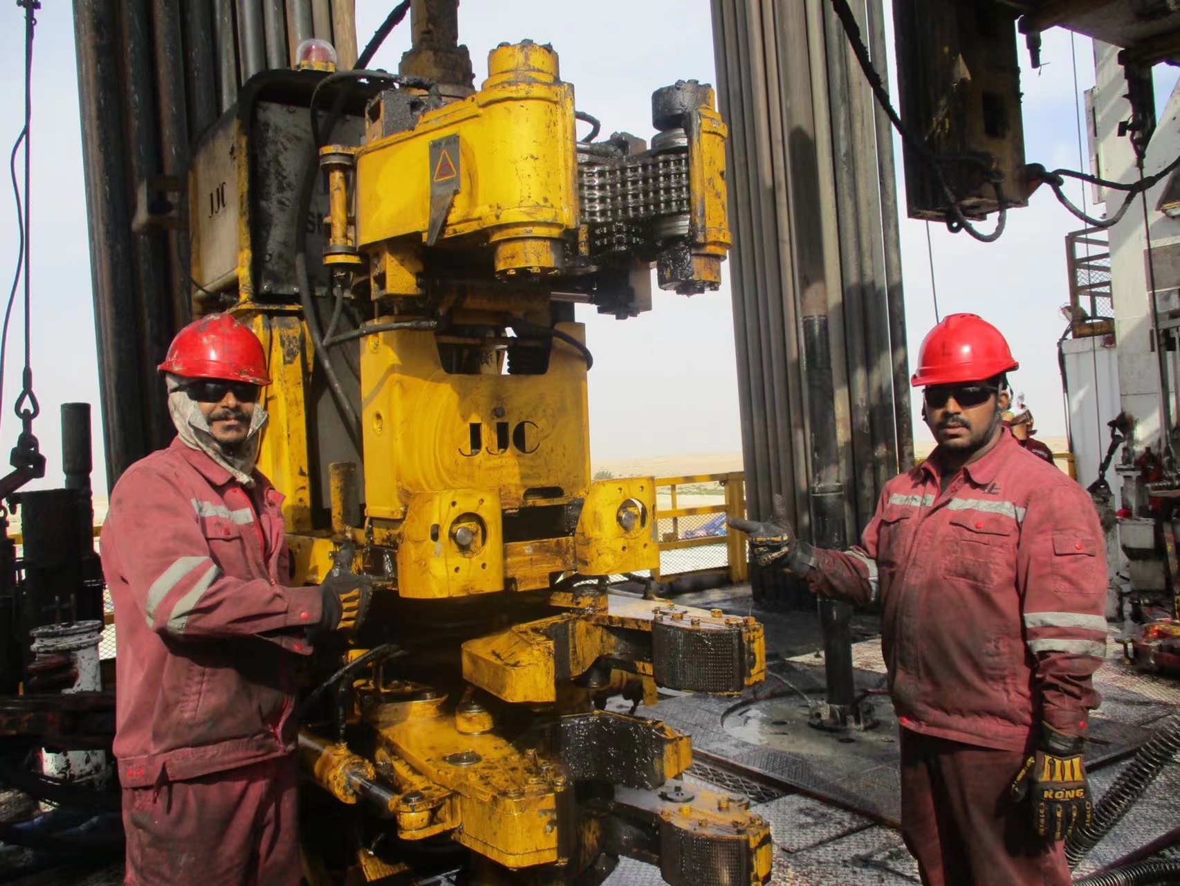 rig minyak baja cor Iron Roughneck
